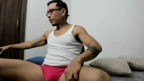 stiven_trainer online show from June 25, 2:19 am