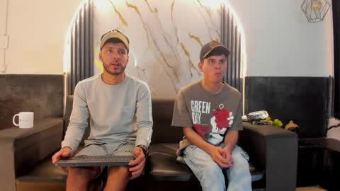 friends online show from March 17, 5:45 am