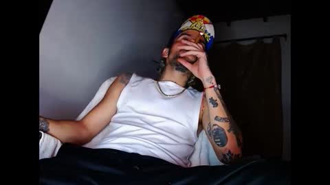 stiven online show from February 5, 4:27 am