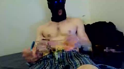 Stoned online show from March 24, 4:18 am