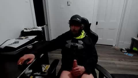 stonedpanda77 online show from April 19, 2:34 am