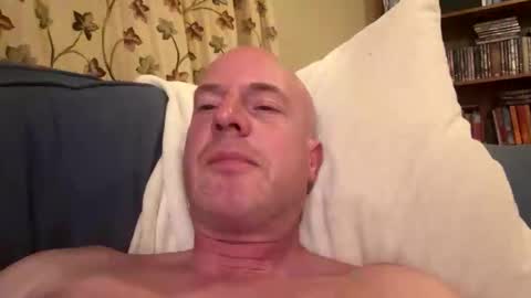 Stoodley22 online show from March 29, 8:43 pm