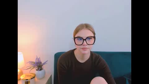 Stormi online show from April 21, 10:55 am