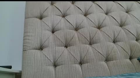 Vivian online show from January 8, 8:09 am