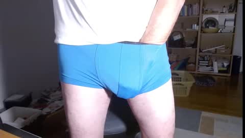 stratsh00ter online show from October 8, 7:14 am