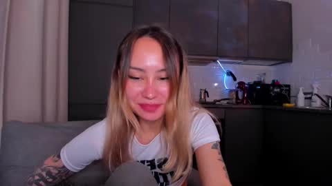 Tati and Lola online show from October 20, 5:18 pm