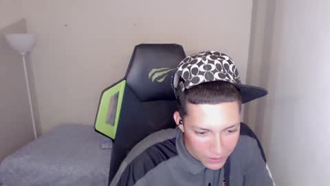 Street online show from March 26, 9:20 pm