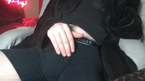 Dong Stroker online show from March 19, 9:37 am