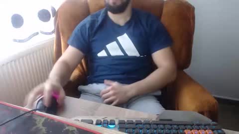 StrongCoffee online show from November 18, 8:17 am