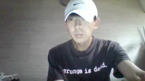 Asian boy online show from June 10, 7:24 pm