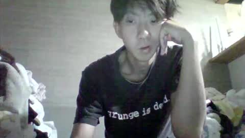 Asian boy online show from May 31, 4:06 pm