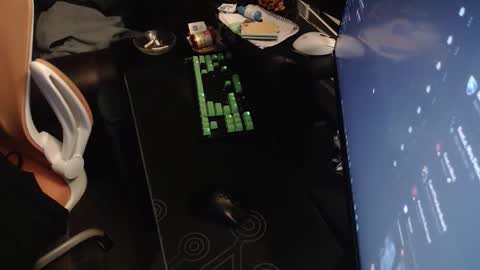 stud69861714 online show from March 1, 7:23 am