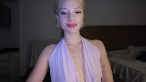 Sofa online show from March 23, 10:59 pm