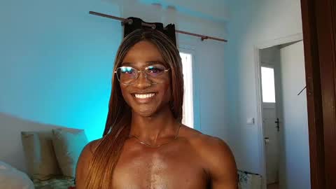 Suanny Klatten  It is my account independent  online show from February 11, 2:24 pm