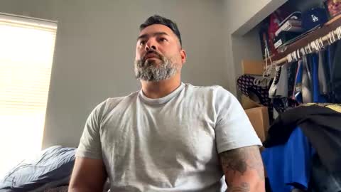 suavecito67 online show from April 18, 5:04 pm