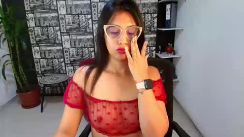 sub_scarlett_ online show from February 22, 2:09 pm