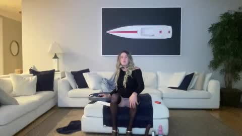 Sissy Isabella online show from November 11, 7:21 am