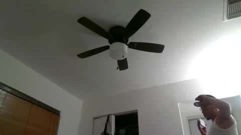 succafreeswag online show from April 23, 2:19 am