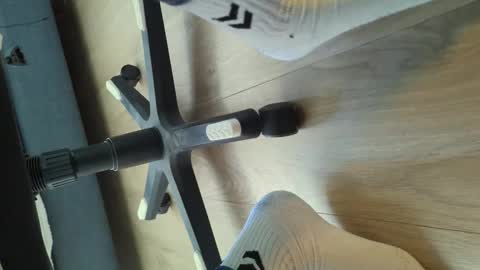 suck_me_bby online show from January 31, 12:18 pm