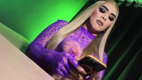 JADE ELYSE online show from March 16, 5:28 pm