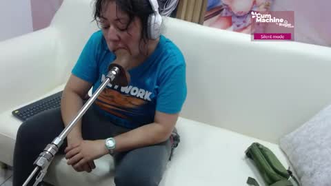 Sucky  online show from June 5, 12:10 pm