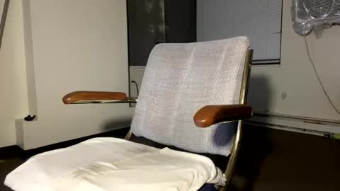 suckonmyjetplane online show from February 19, 6:23 am