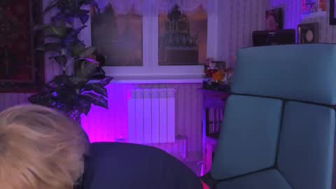 Vivien online show from September 11, 1:34 pm