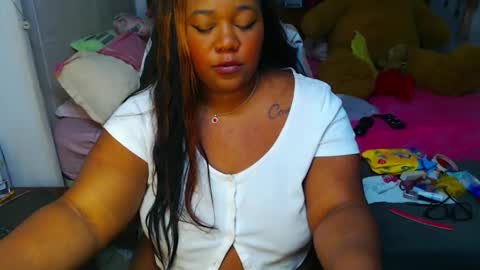 Cami   Back in 2 hours online show from February 24, 9:21 am