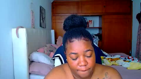 Cami   Back in 2 hours online show from October 5, 7:21 pm