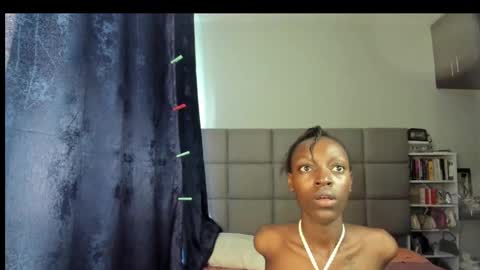Snapshot of suhaila_suu chatting on January 29, 11:51 am suhaila_suu online show from January 29, 11:51 am