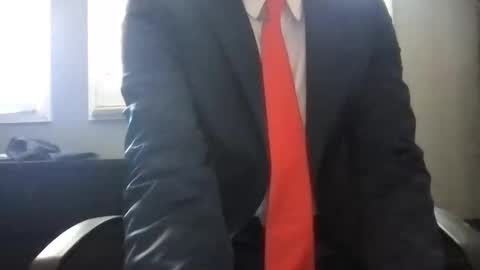 suitfetishez online show from February 28, 7:07 pm