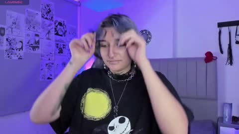    online show from March 12, 12:26 pm