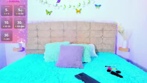 summer_girls01 online show from February 10, 1:52 am