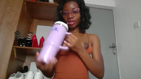 summerbuddy online show from December 5, 6:34 am