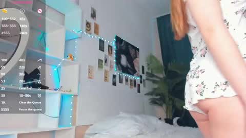 Jenny online show from April 15, 8:06 am