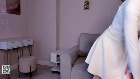 Lily online show from March 6, 4:38 pm