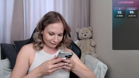 Naomi online show from March 5, 4:43 am