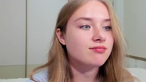 Vanessa online show from December 1, 12:25 pm