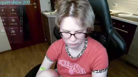sunny mood online show from May 18, 7:47 am