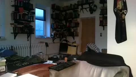 sunr1sa online show from December 2, 3:21 pm