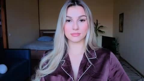 sunsetwithava online show from March 20, 12:10 pm