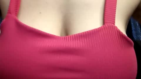 Annie online show from March 7, 12:15 am