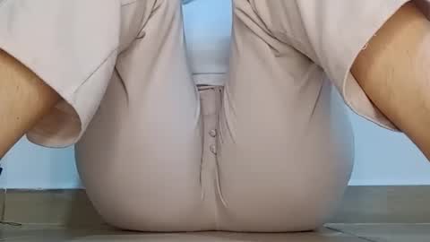 Annie online show from February 28, 6:45 pm