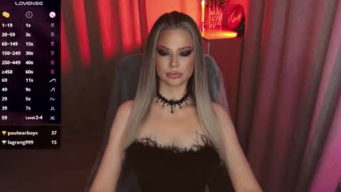 Snapshot of sunshine_vibes chatting on October 11, 10:57 pm Mistress Molly online show from October 11, 10:57 pm