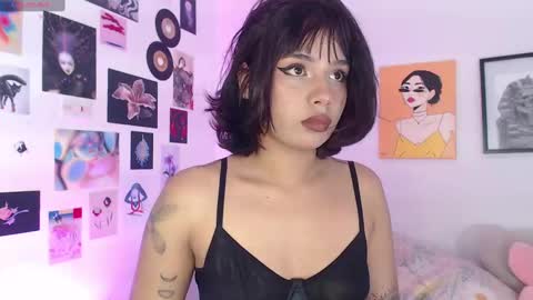 sunshinne online show from February 28, 8:07 pm