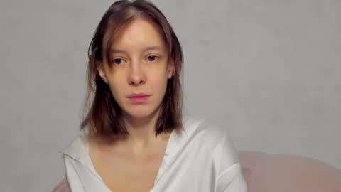 Una online show from February 2, 2:53 am