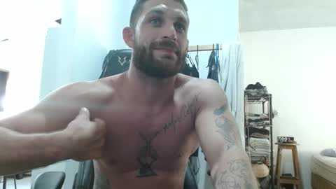 surfdog95 online show from February 26, 8:36 pm