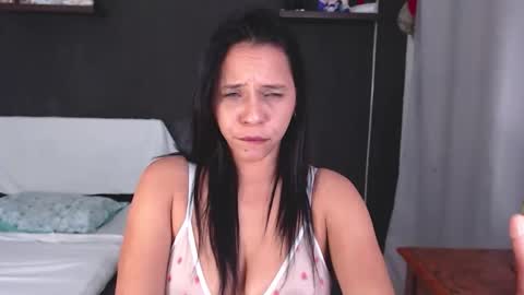 susanleroy online show from April 7, 8:49 am