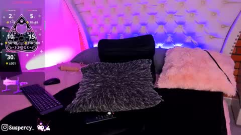 Val Help me get to 100 thumbs up online show from November 22, 10:29 pm