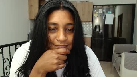 Susan Rhodes online show from March 4, 2:19 am